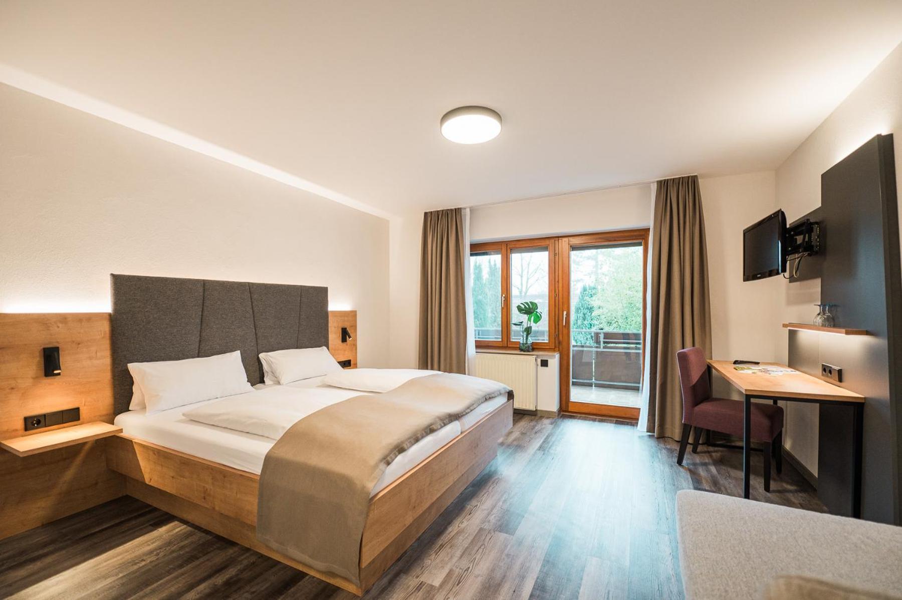 Hotel Goldener Engel 伊林根 外观 照片