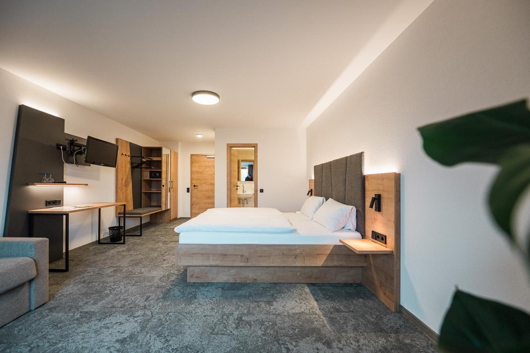 Hotel Goldener Engel 伊林根 外观 照片