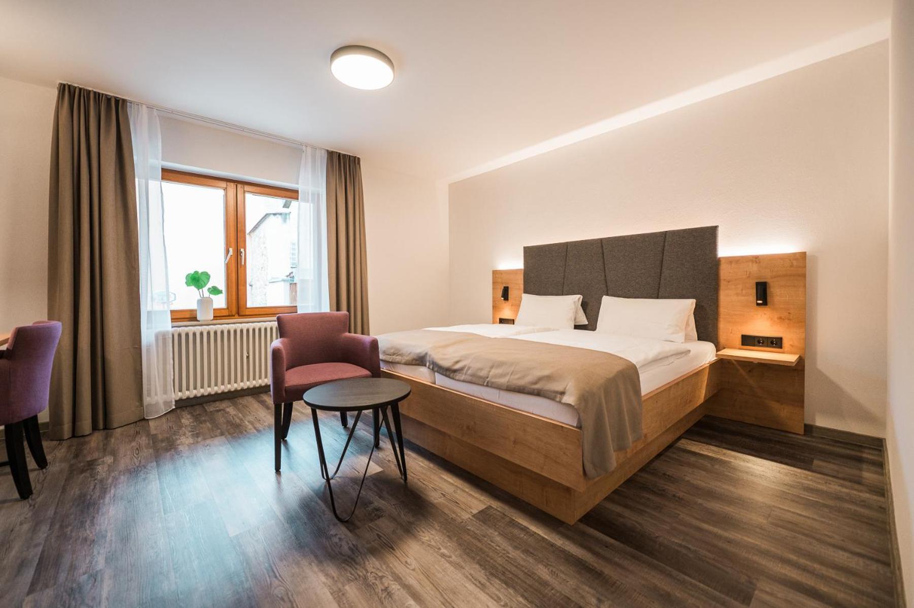 Hotel Goldener Engel 伊林根 外观 照片